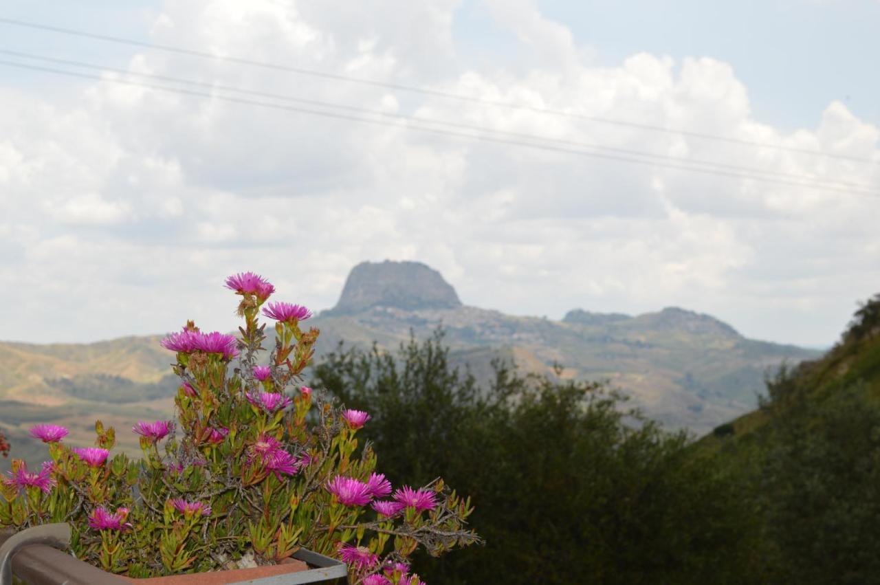 Casteltermini Bed And Breakfast Arcobaleno מראה חיצוני תמונה